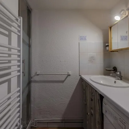 Holiday home Les Jardins De L'ocean-2 By Interhome Pontaillac